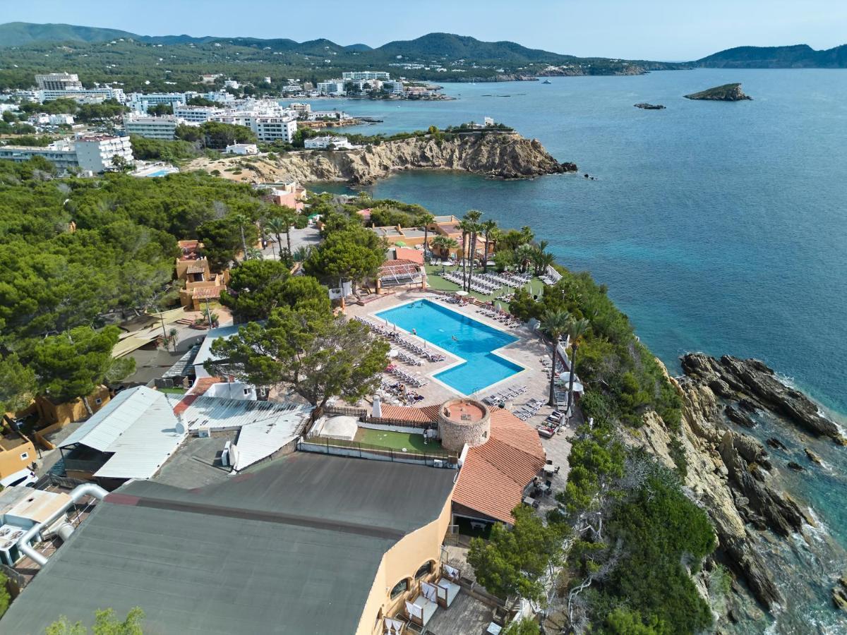 Hotel Cala Martina Эс-Кана Экстерьер фото